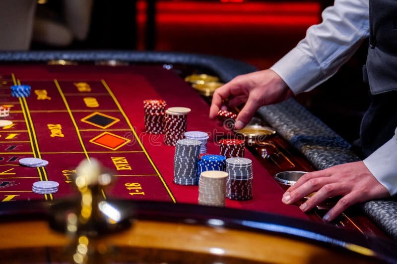 Wing1688 အွန်လိုင်း ကတ်ဂိမ်းများ – Poker နှင့် Card Games Myanmar